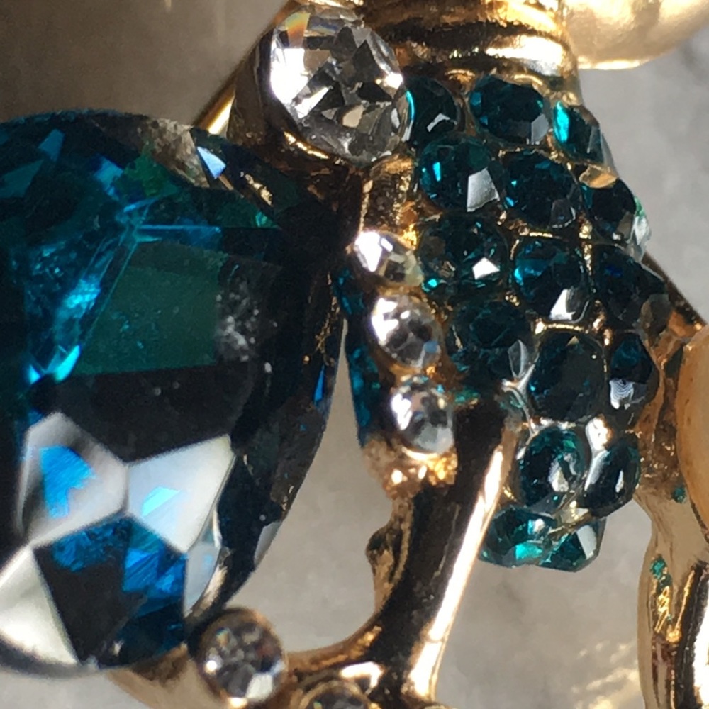 Prince Charming Frog Brooch/Necklace - Picture 8 of 16